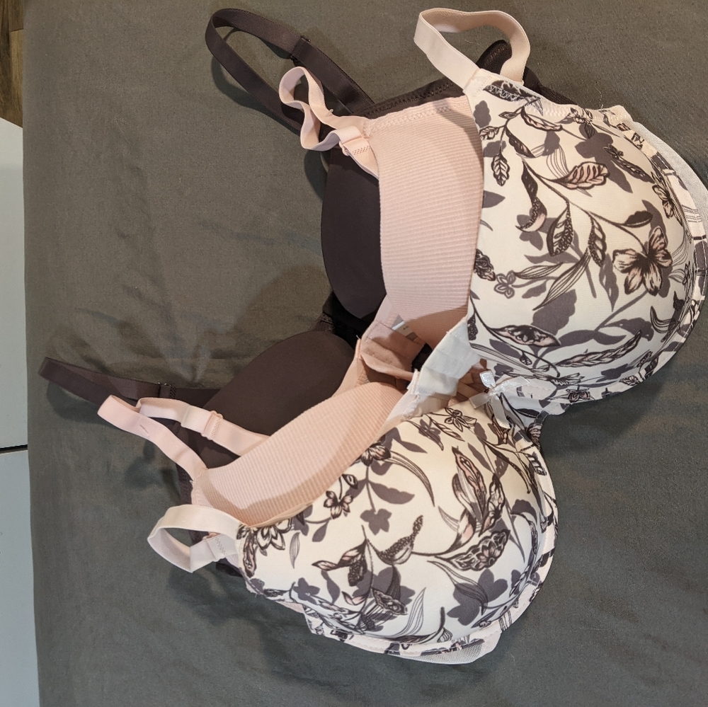3 Bras 40DD Adrienne Vittadini